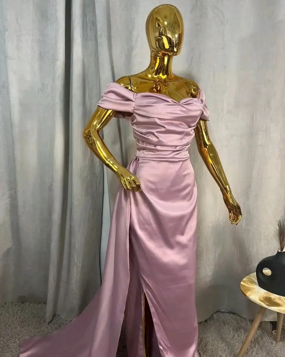 Robe Queen - Image 6